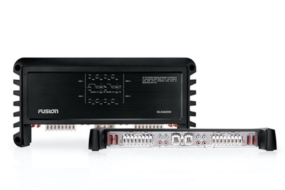 Fusion / made by Garmin - SG-DA82000 8 Kanallı Amfi - 2000W