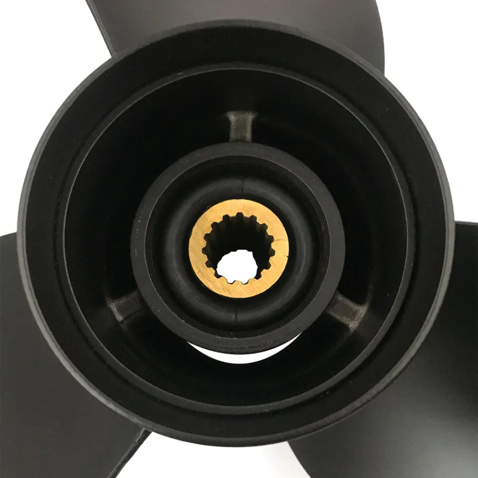Yamarine Suzuki Dıştan Takma Motor Pervanesi 70/140HP Outboard Propeller Diameter: 13 3/4Ø x Pitch: 19'' Spline: 15 Diş (58100-87L30-019)