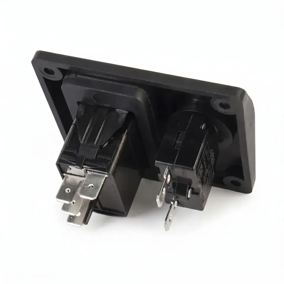 Seaflo Sintine Pompası Kontrol Paneli 12V 15A - 3 Pozisyonlu Kontrol Siyah Plastik Panel (Manuel - Off - Otomatik)